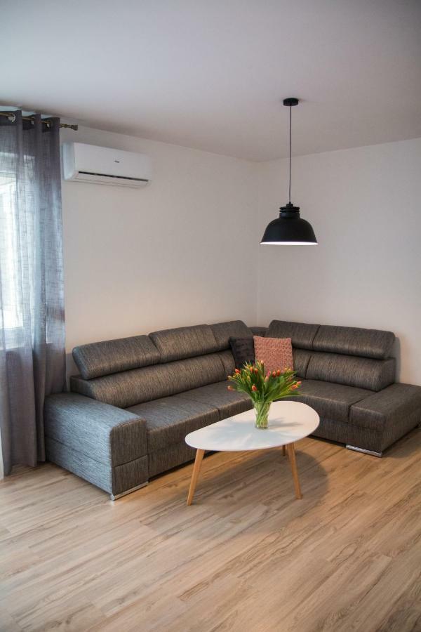 Apartament F&J Торунь Экстерьер фото
