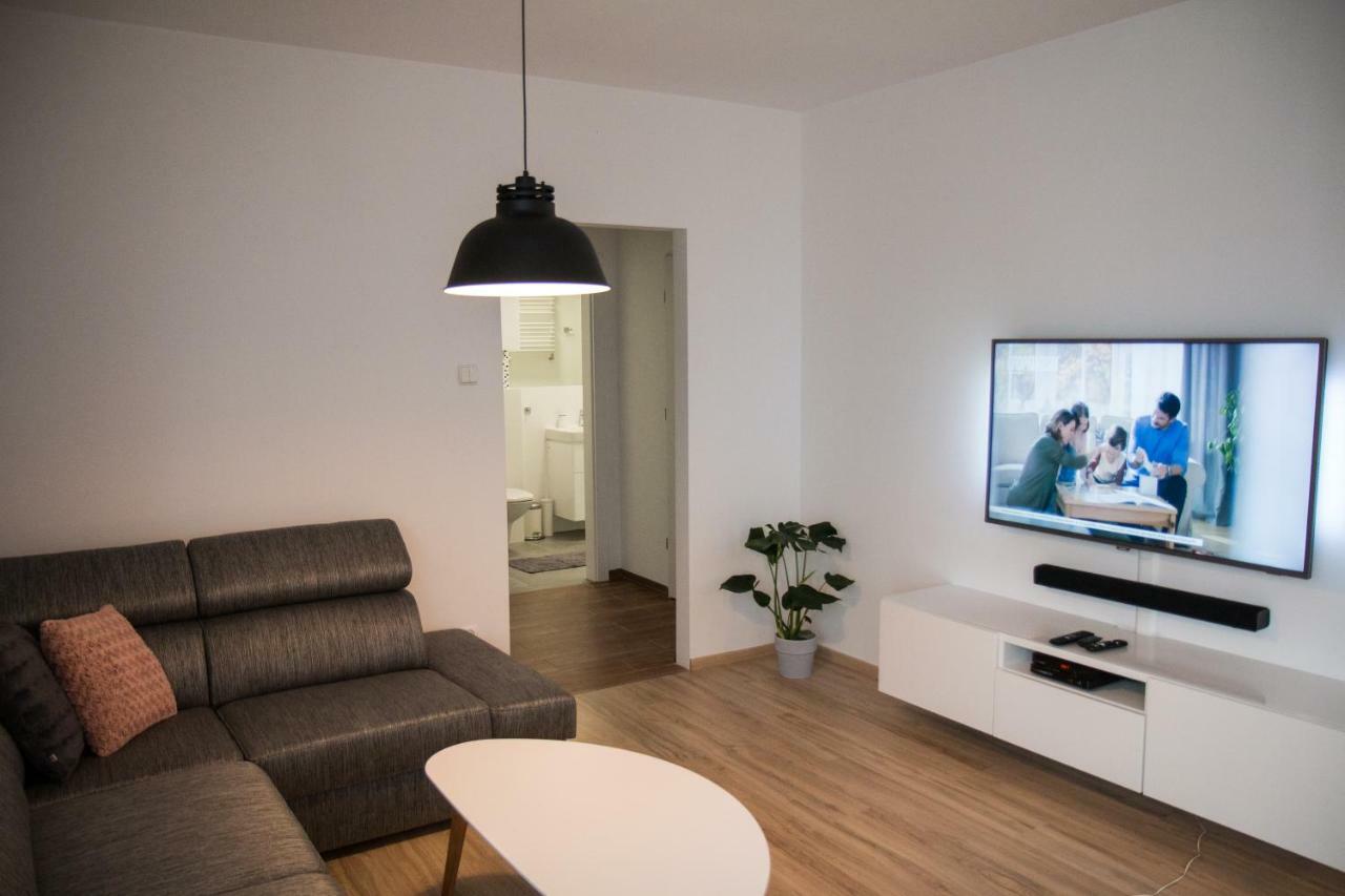 Apartament F&J Торунь Экстерьер фото