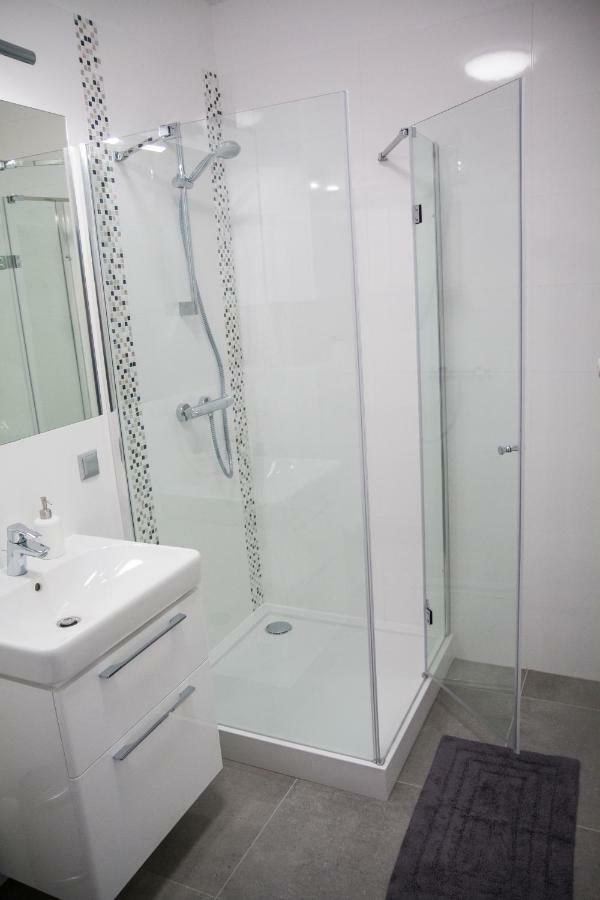 Apartament F&J Торунь Экстерьер фото